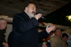 15-Tomas-Halik-se-raduje-z-dobreho-dila.