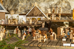 411.-Tschopova-Alena-Betlem-plny-remesel-kukuricne-susti.